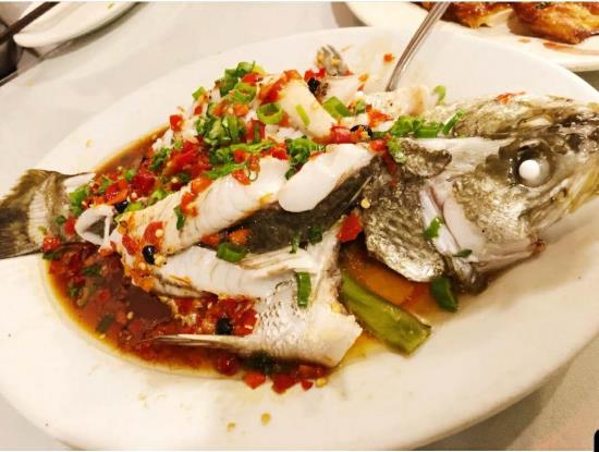Deep fried rock cod in spicy sauce